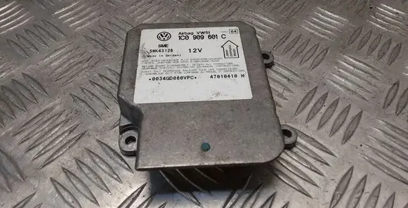 Skoda Fabia Mk1 (6Y) Airbag control unit/module 1C0909601C