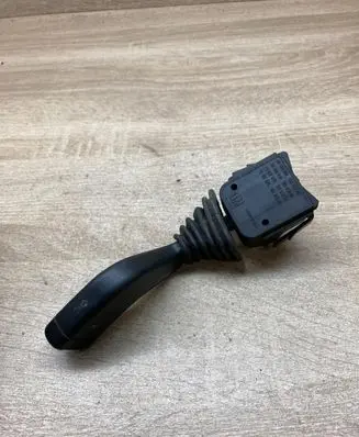 Opel Zafira A Indicator stalk 90560990 90560991