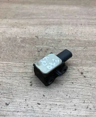 BMW X5 E70 Airbag deployment crash/impact sensor 9152262