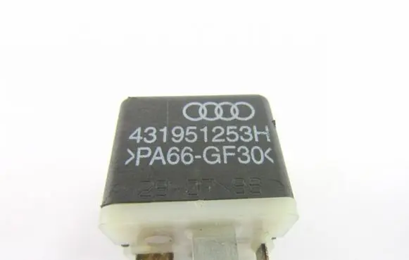 Volkswagen PASSAT B5 Other relay 431951253H