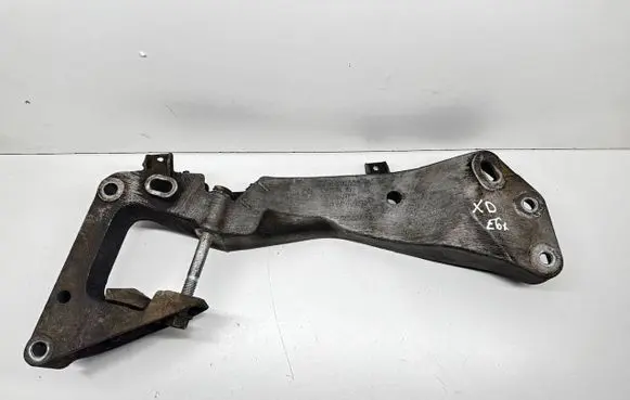 BMW 5 E60 E61 Gearbox mounting bracket 6769281 68552 13807410