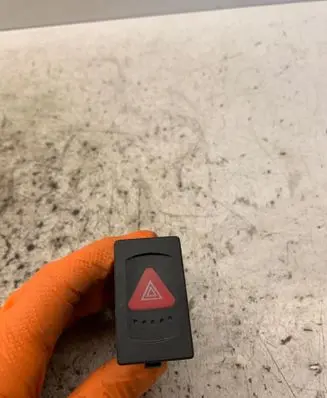 Volkswagen PASSAT B5.5 Hazard light switch PNT60D0T 3B0953235B PA66GF30J