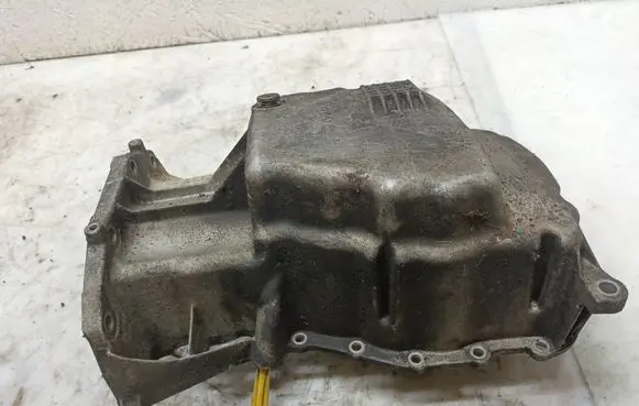 Renault Megane I Oil sump 7700108299