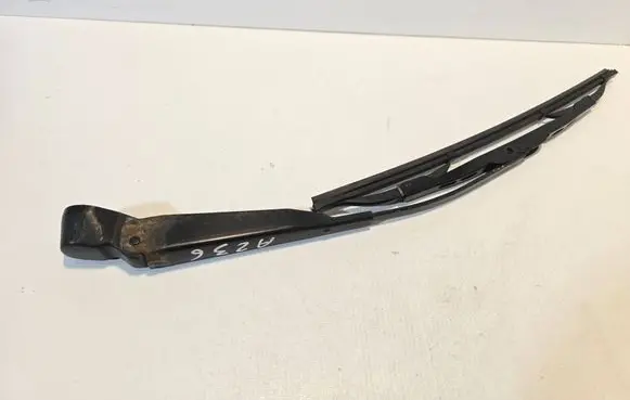 Opel Omega B2 Rear wiper blade arm 90457809