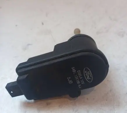 Headlight level adjustment motor