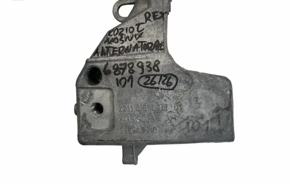 BMW i3 Generator/alternator bracket 6878938