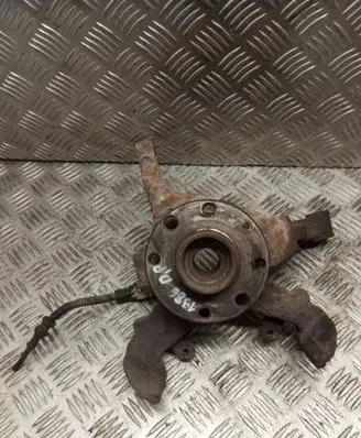 Opel Astra G Front wheel hub