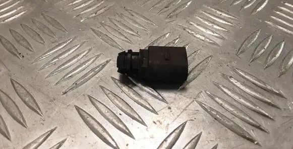 Audi A6 S6 C5 4B Outside/exterior temperature sensor 8Z0820535