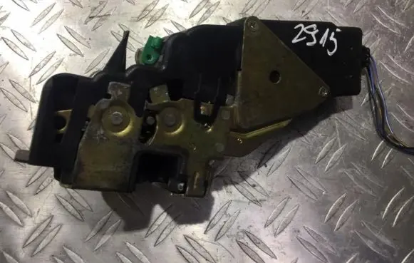 Mitsubishi Galant Front door lock