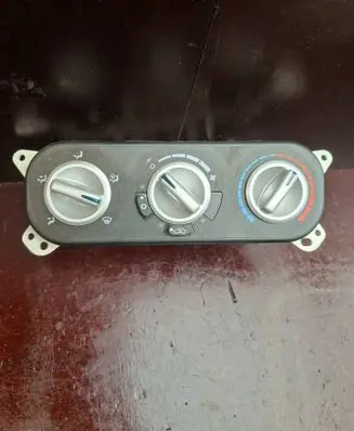 Chrysler PT Cruiser Climate control unit P55111844AJ 12142005 58024B