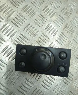 Opel Signum Light switch 04060052