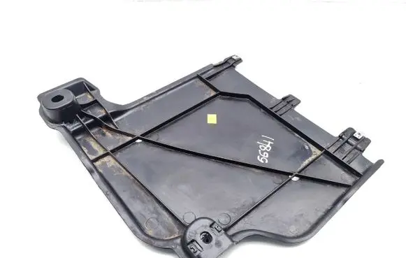 Volkswagen Polo VI Rear bumper underbody cover/under tray 2Q0825101A