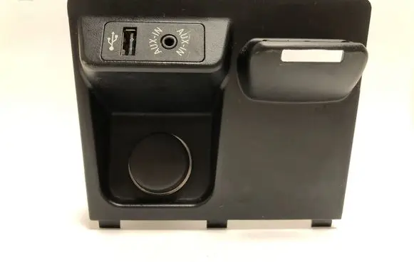 BMW X5 F15 USB socket connector 9252108 105067531C 10055913