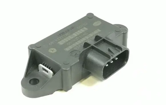 Chrysler Pacifica Fuel injection pump control unit/module 68193711AC