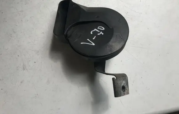 Volvo V70 Horn signal 49042