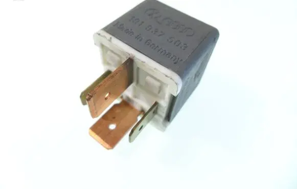 Volkswagen PASSAT B4 Other relay 191937503