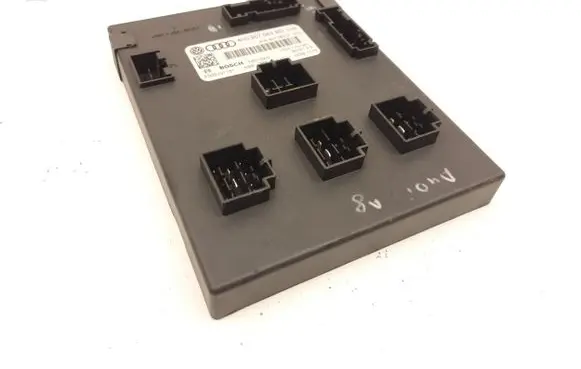 Audi A8 S8 D4 4H Comfort/convenience module 4H0907063BD 4H0907063D F005V01181