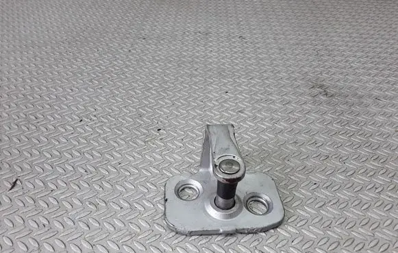 Saab 9-3 Ver2 Front door lock loop/hook striker 12795132