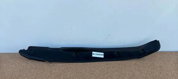 Volkswagen T-Roc Fender end trim 2GA821112