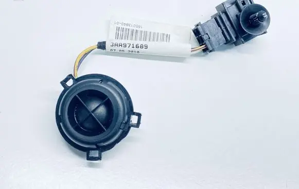 Volkswagen PASSAT B7 High frequency speaker in the rear doors 3C8035411A 3AA971689