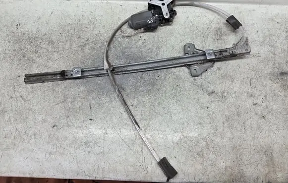 Renault Master II Front door window regulator with motor