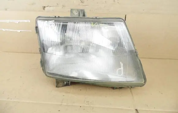 Mercedes-Benz Vito Viano W638 Headlight/headlamp 6388200161 5063 67629580