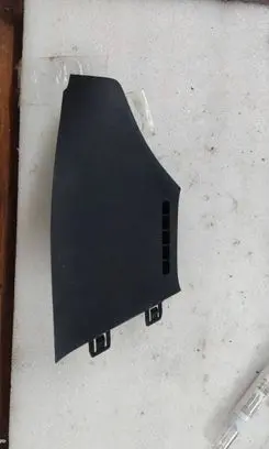 Nissan Leaf II (ZE1) Dashboard side end trim 681353NL0A