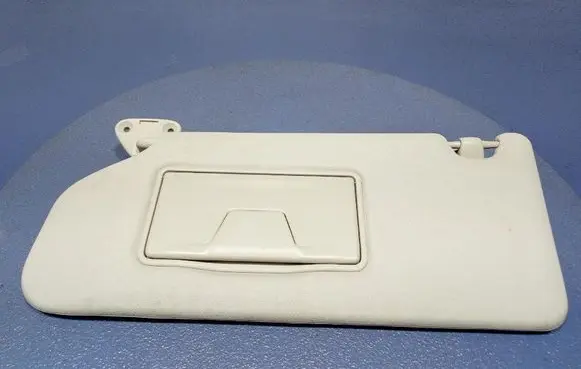 Mitsubishi Outlander Sun visor