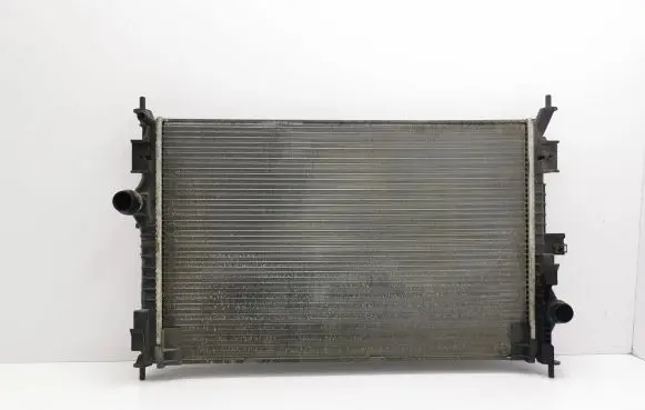 Citroen C4 II Picasso Coolant radiator M155196F 9673628780