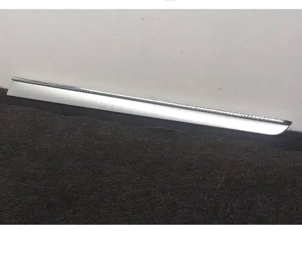 Mercedes-Benz E W212 Trim molding A2076801571