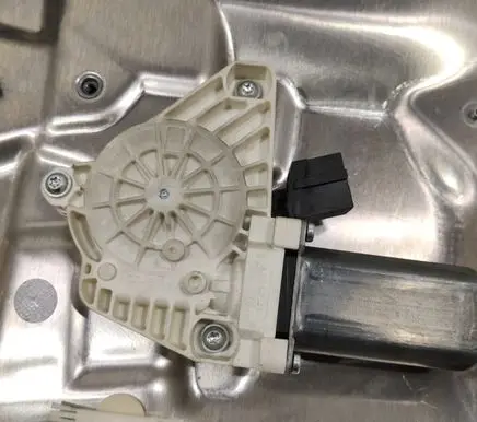 Mercedes-Benz S W221 Front door window regulator with motor A2218904267