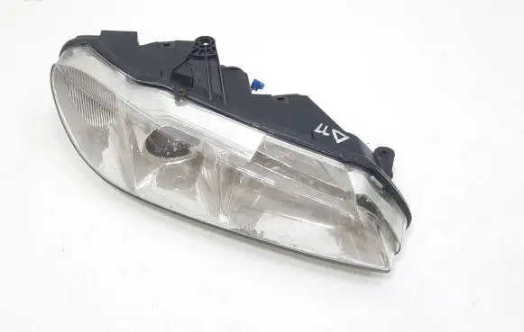 Peugeot 406 Headlight/headlamp 89100533DX