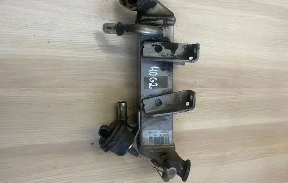 Renault Master III EGR valve cooler 147350782R