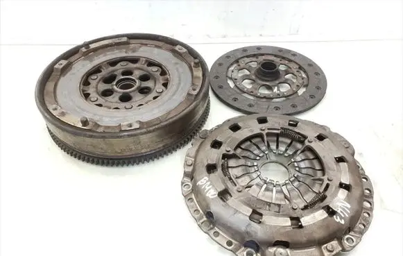 BMW 3 E90 E91 Clutch set kit 7594444