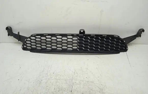 Toyota Aygo AB10 Front bumper lower grill 531120H040