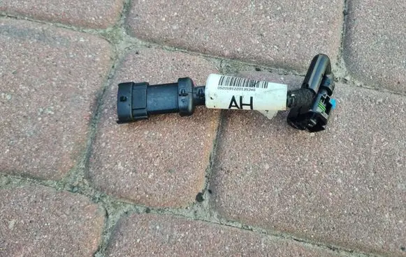 Fuel main line pipe