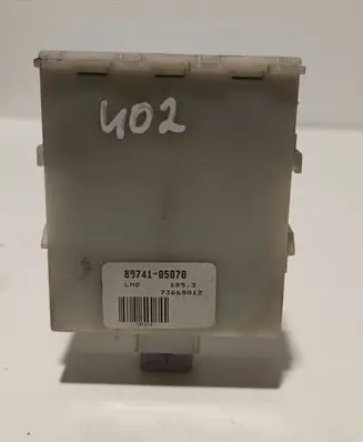 Toyota Avensis T250 Door control unit/module 8974105070 73668012