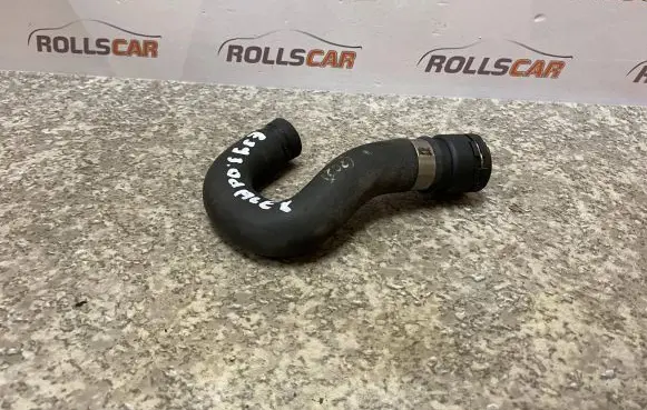 BMW 5 E39 Engine coolant pipe/hose KNW16
