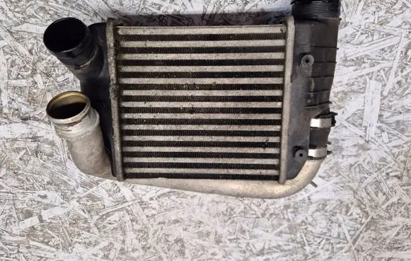 Audi A6 S6 C6 4F Intercooler radiator 4F0145805E