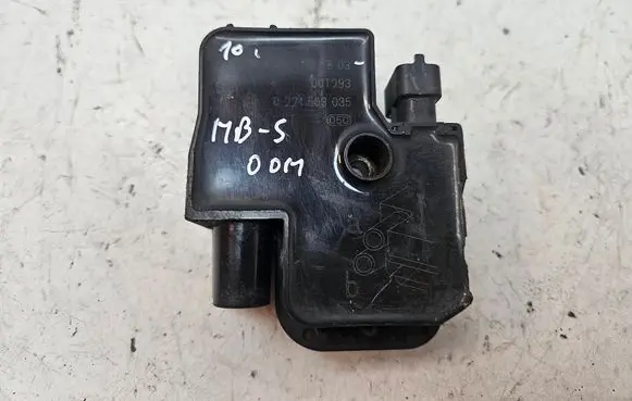 Mercedes-Benz S W220 High voltage ignition coil A0001587803