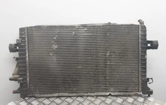 Opel Astra H Coolant radiator 13128925 ZR1