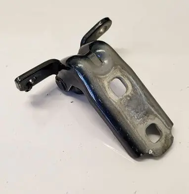 Opel Astra J Front door upper hinge 