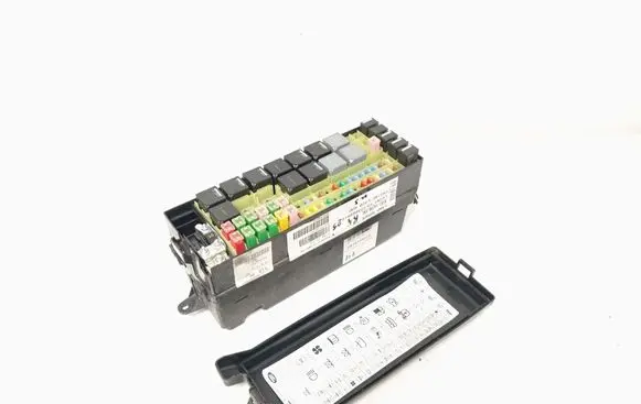 Land Rover Range Rover Sport L320 Fuse module BH3214290ARC