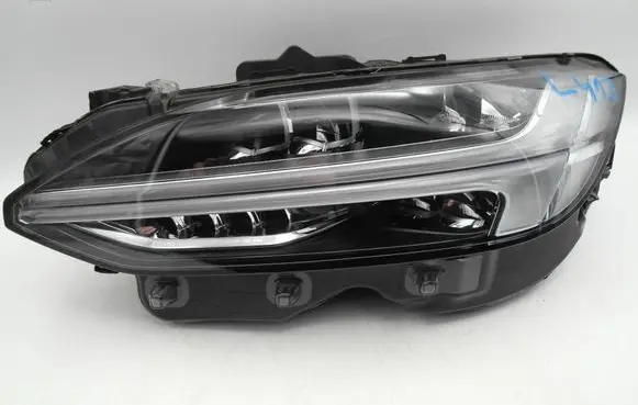 Volvo S90, V90 Headlight/headlamp 32338924 89916517 2205254381
