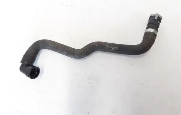 Volvo V50 Engine coolant pipe/hose AV6118K582EC