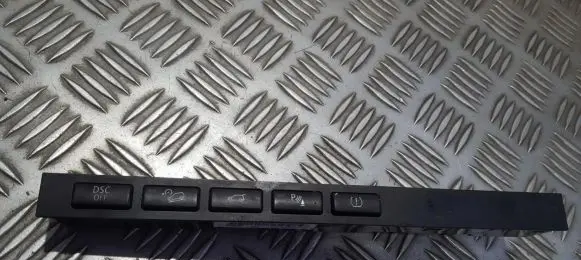 Traction control (ASR) switch