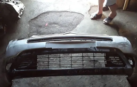 Citroen C4 Grand Picasso Front bumper 9654196177