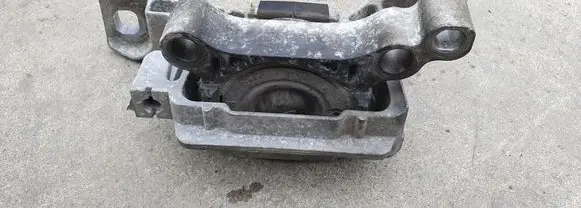 Ford C-MAX II Engine mount bracket 3V616FD12FC