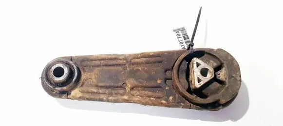 Engine mount bracket
