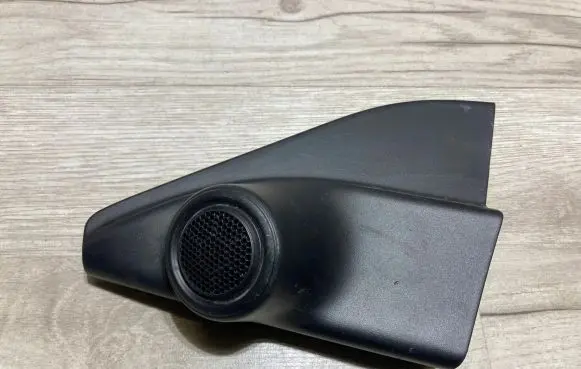 Toyota Hilux VIII Front door high frequency speaker 861500k2